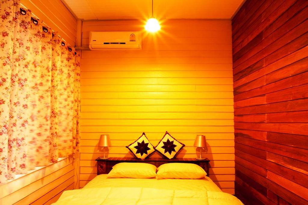프라 나콘 시 아유타야 반 분추 B&B 객실 사진