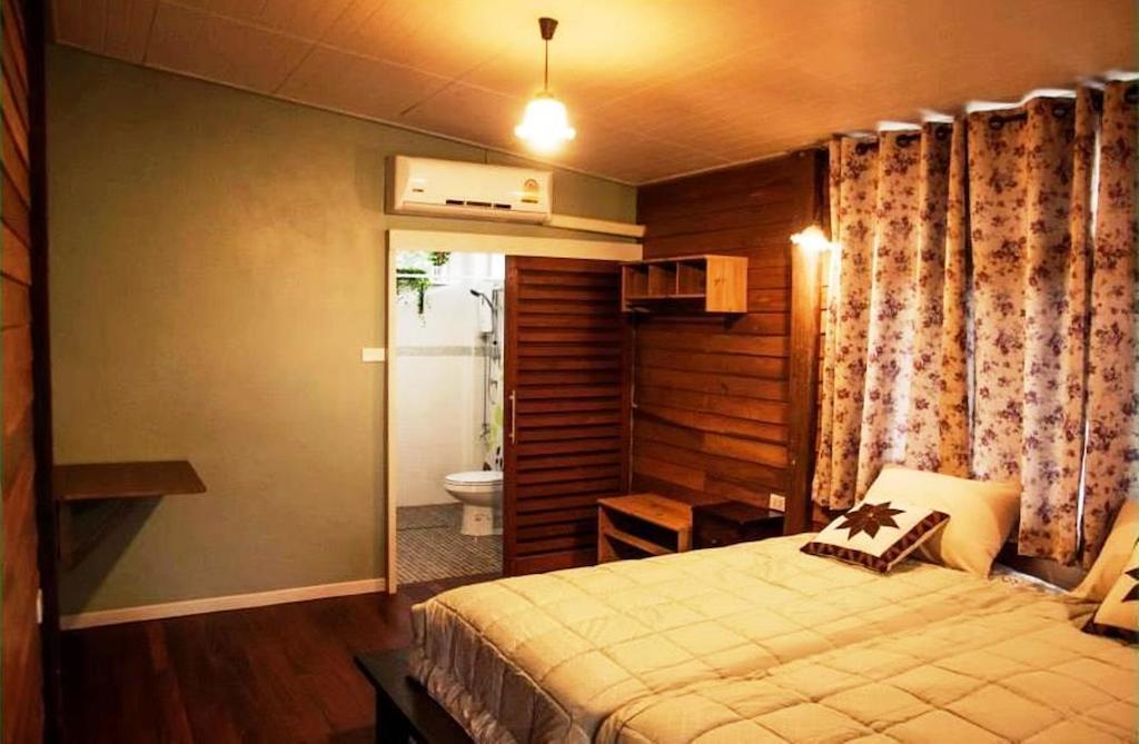 프라 나콘 시 아유타야 반 분추 B&B 객실 사진